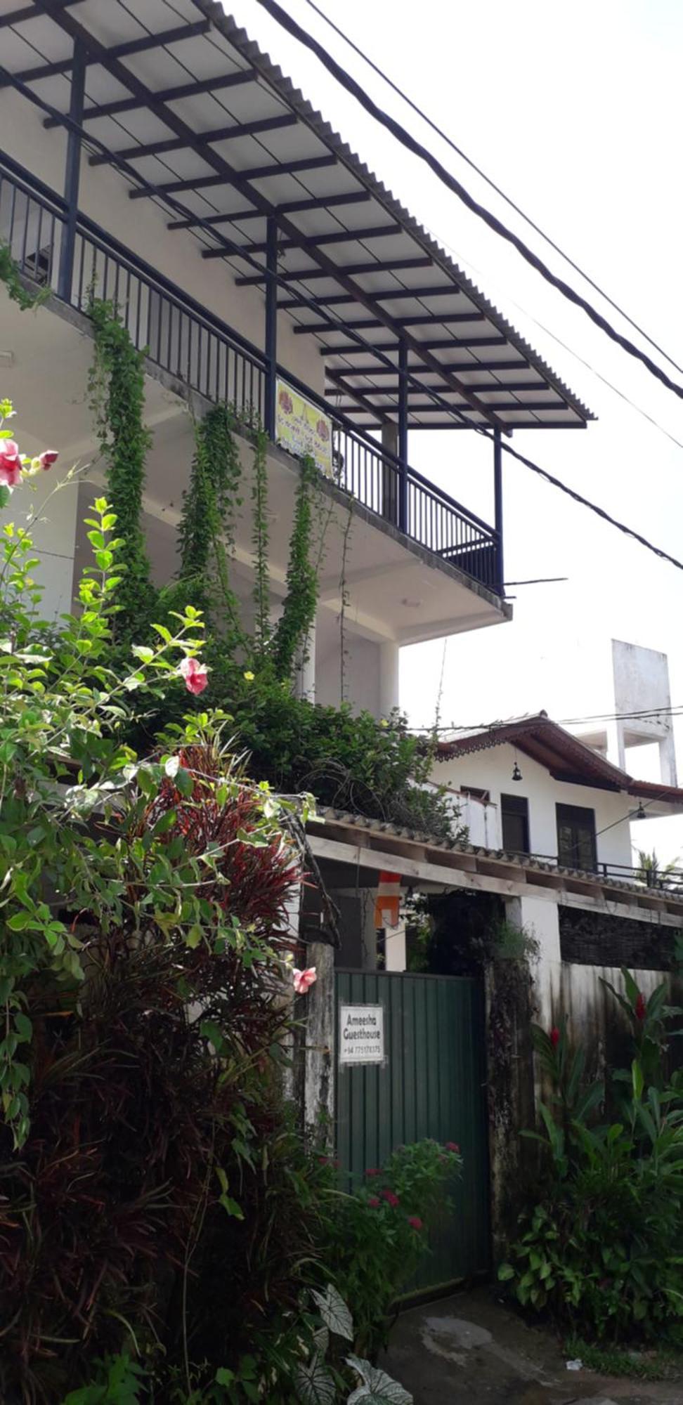 Ameesha Guesthouse Unawatuna Exterior foto