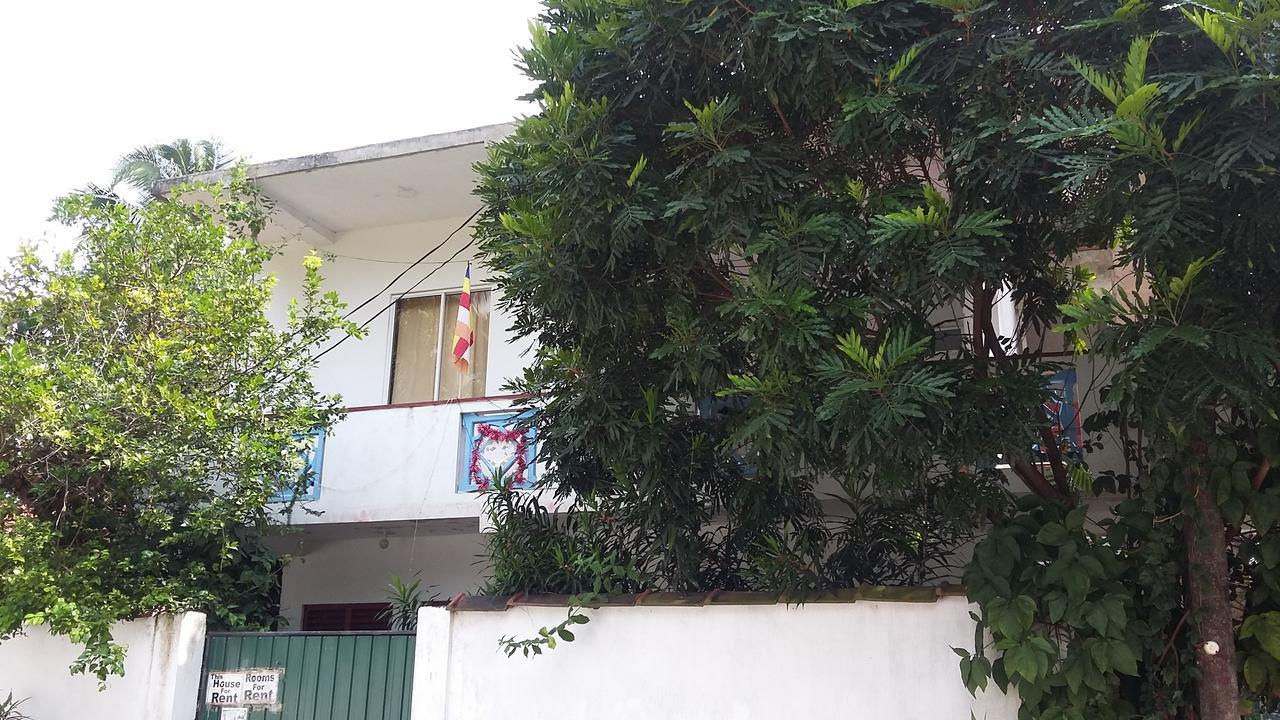 Ameesha Guesthouse Unawatuna Exterior foto